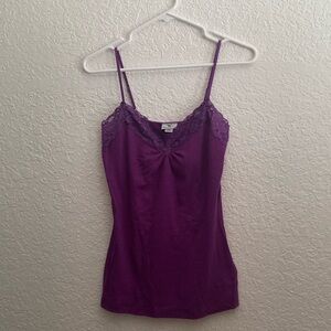 Woman’s tank top, purple, size Medium